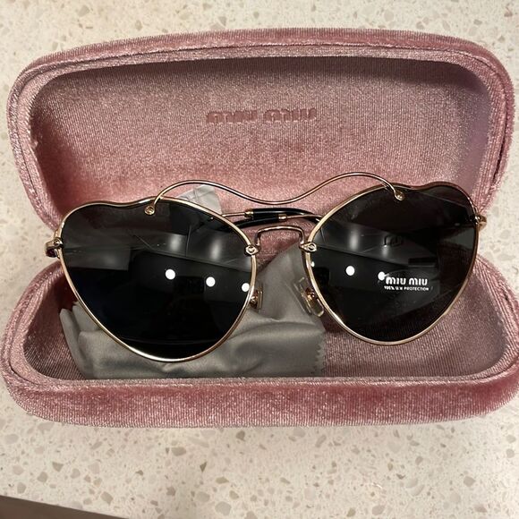 Miu Miu butterfly sunglasses NWT - Picture 1 of 3